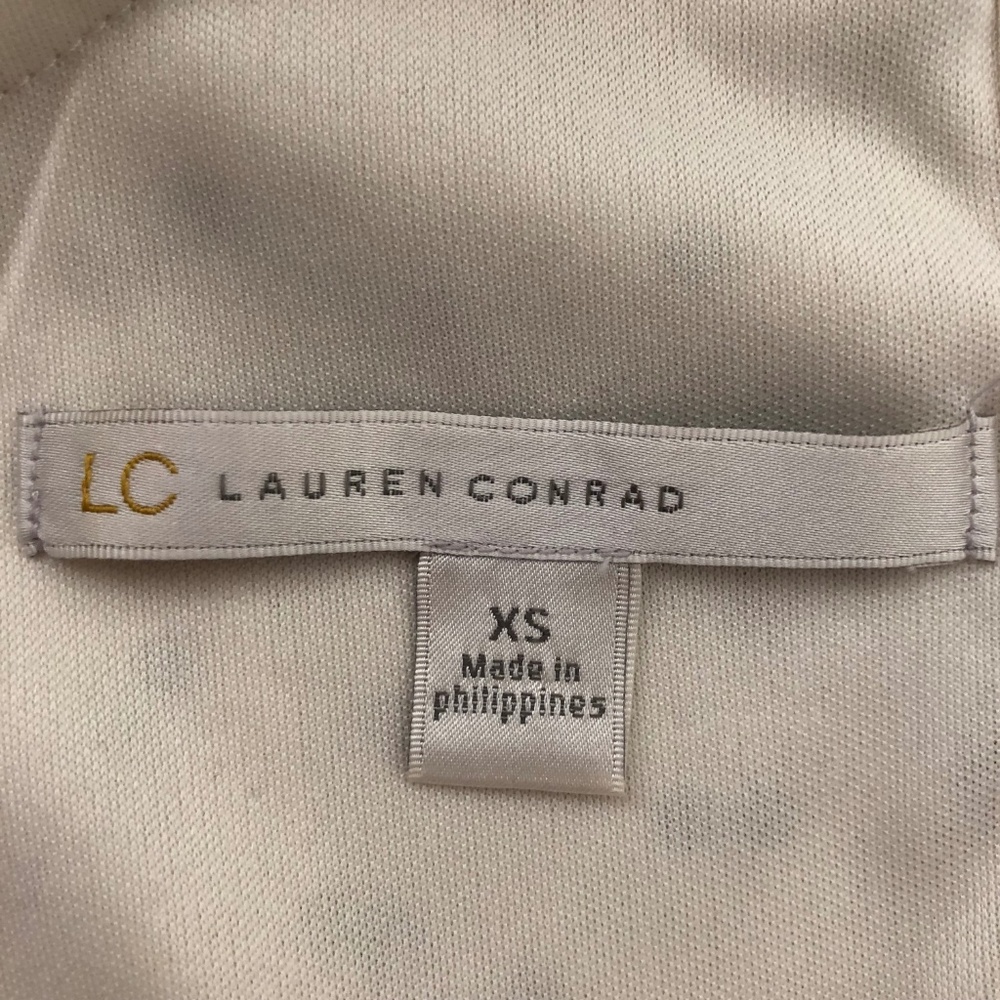 Lauren Conrad Sleeveless Blouse - Picture 6 of 7